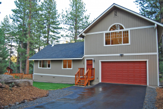 lake-tahoe-real-estate-10529-snowberry-front